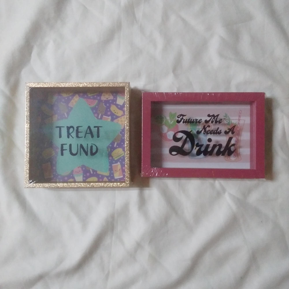 Pink and Gold Decorative Frames Set